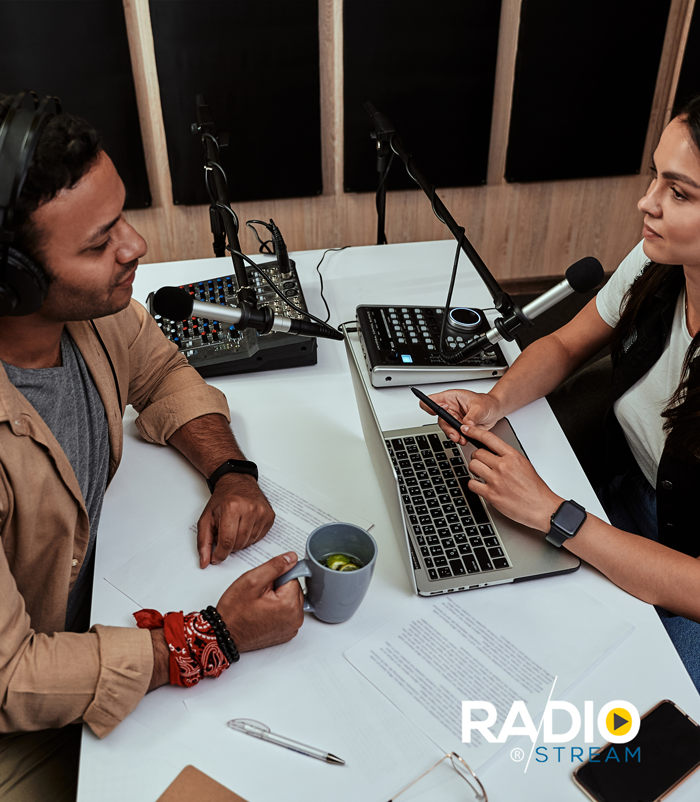 Transmisión de audio: qué es y cómo funcionaTransmisión streaming para radio en perú